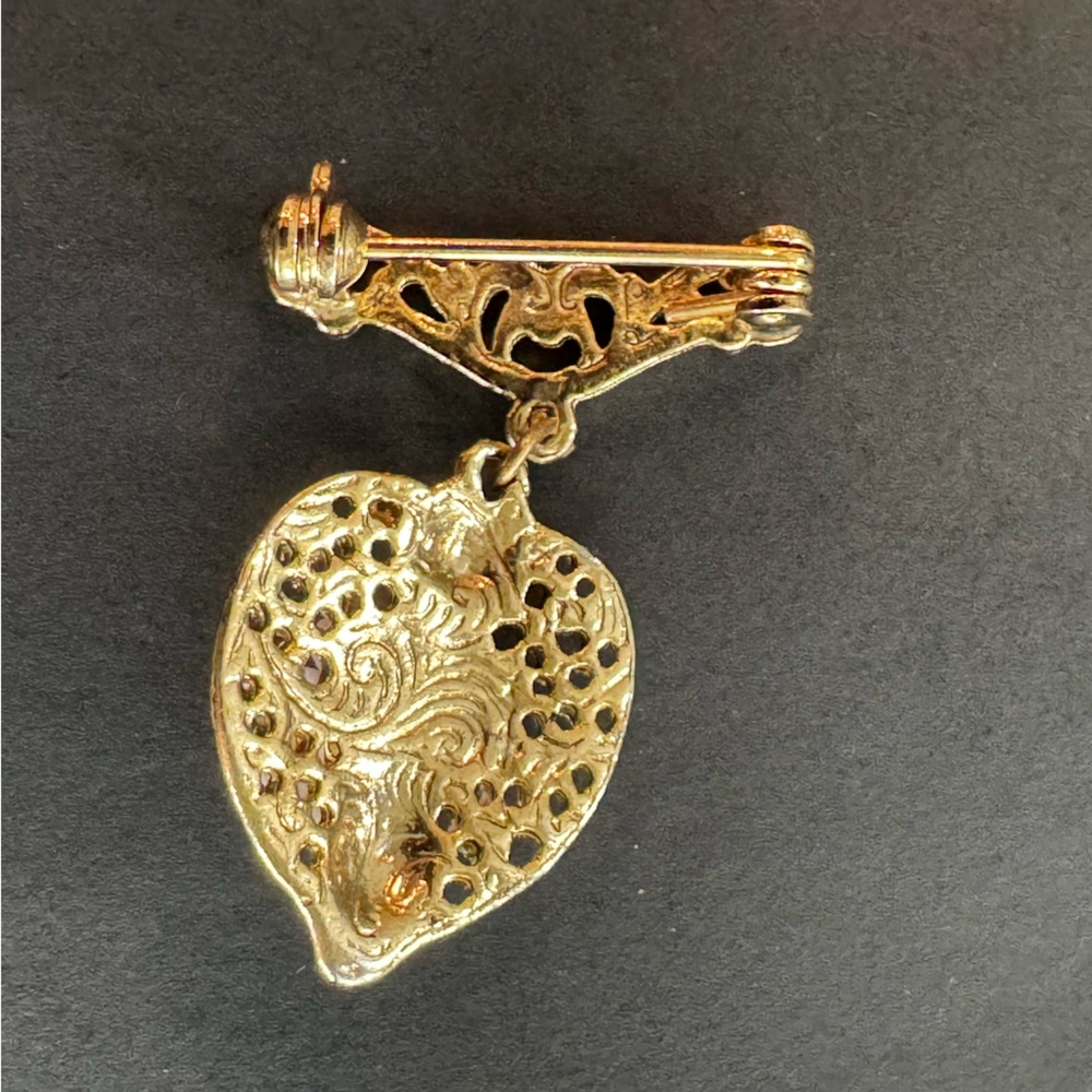 Rose & Heart Pin - Picture 2 of 5